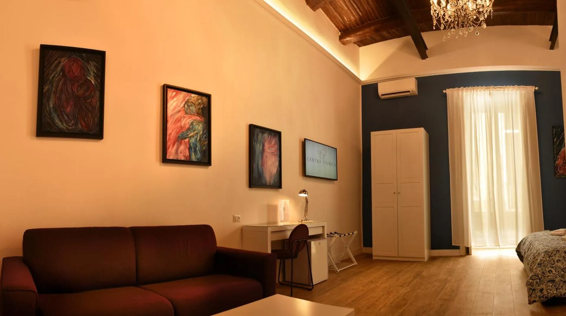 Centro Storico Rooms Naples Guest house