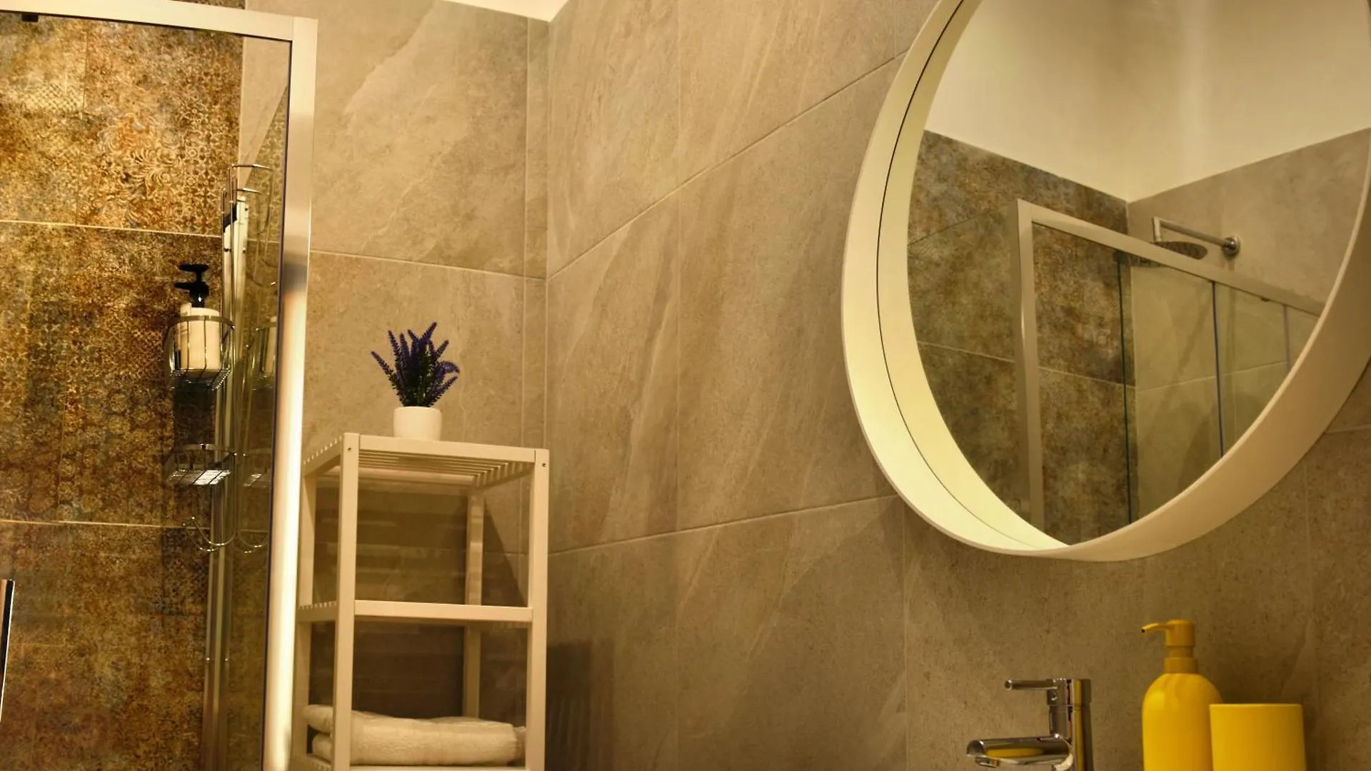 Centro Storico Rooms Naples Guest house