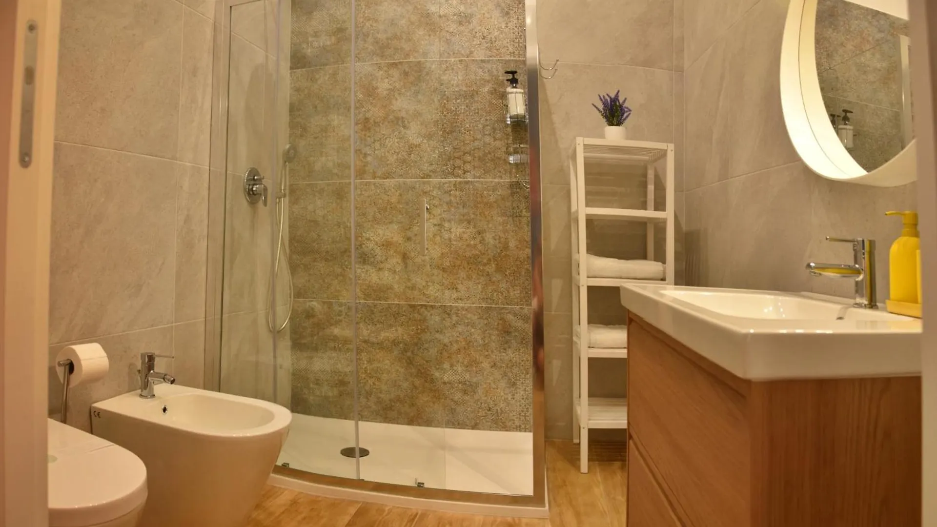 Centro Storico Rooms Naples 0*,