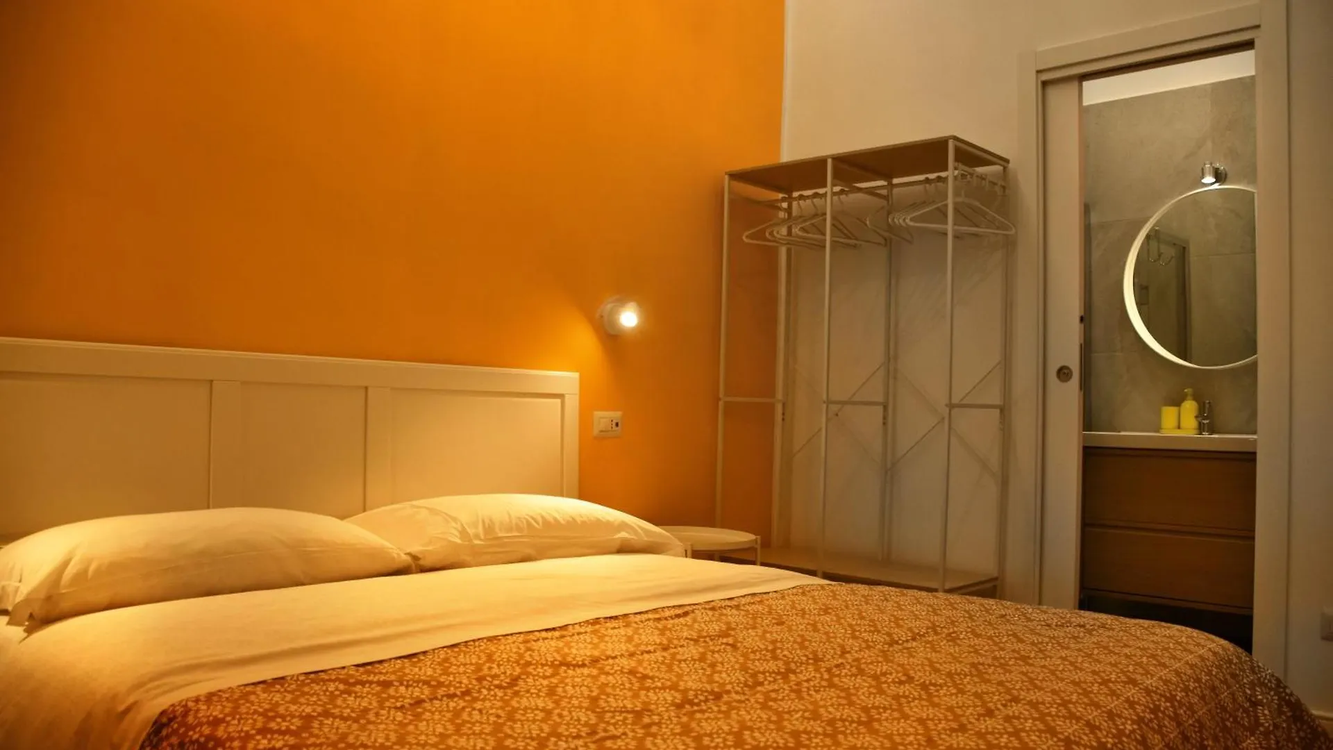 Centro Storico Rooms Naples Guest house