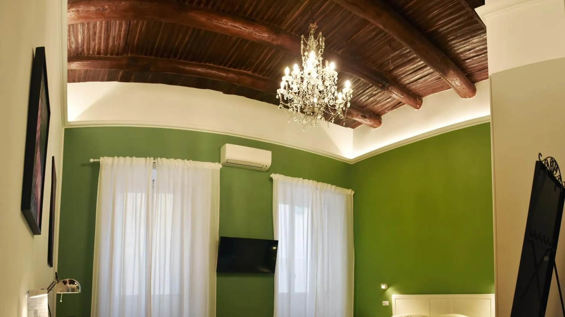 Centro Storico Rooms Naples Guest house